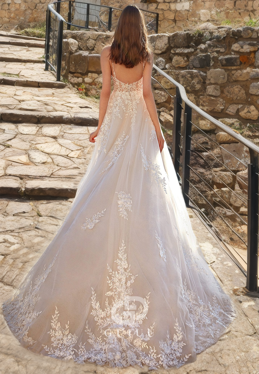 Backless Gorgeous Tulle A-Line Wedding Dress with Lace Appliques and Spaghetti Straps