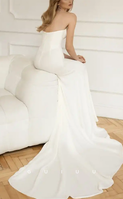 GW695 - Chic & Modern Mermaid V-Neck Long Sleeves Satin Wedding Dress with Tulle Overlay and Sweep Train