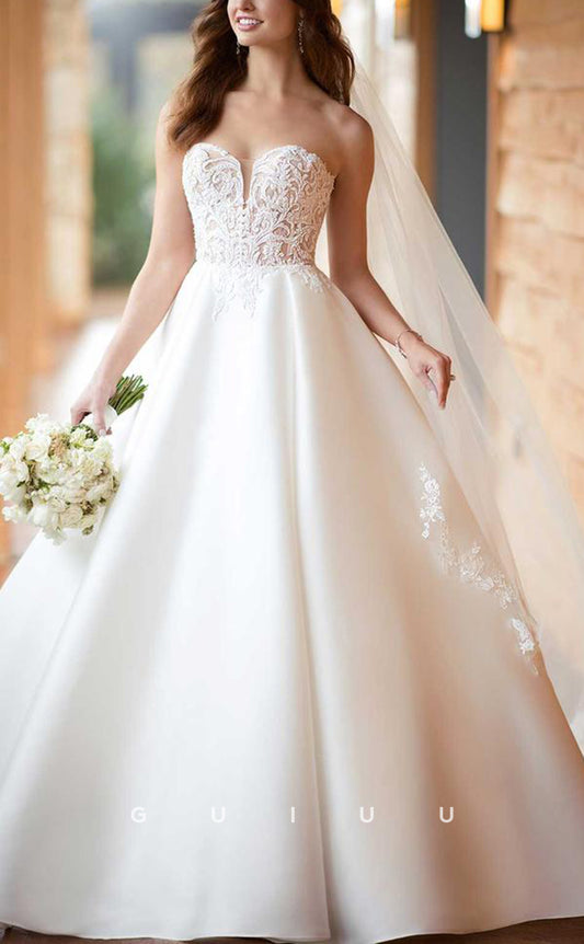 GW789 - Classic & Timeless Sweetheart Strapless A-Line Floral Appliqued Wedding Dress