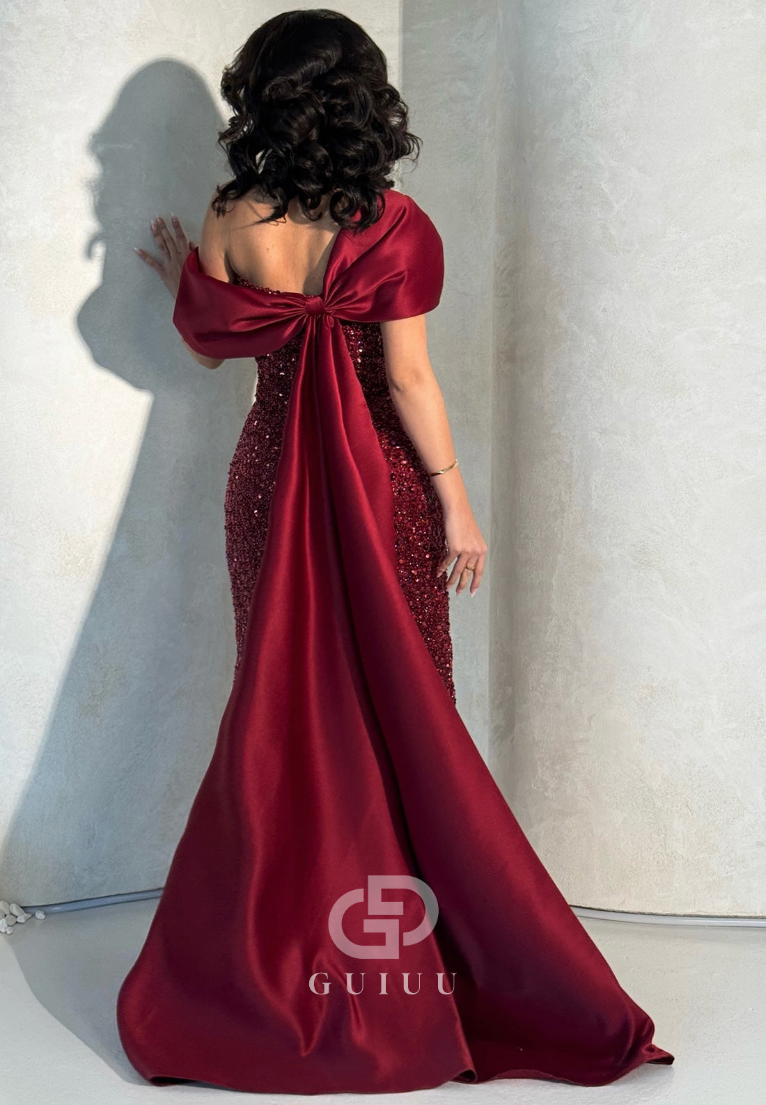 Cap Sleeves Off-Shoulder Sequins Cape Evening Dress