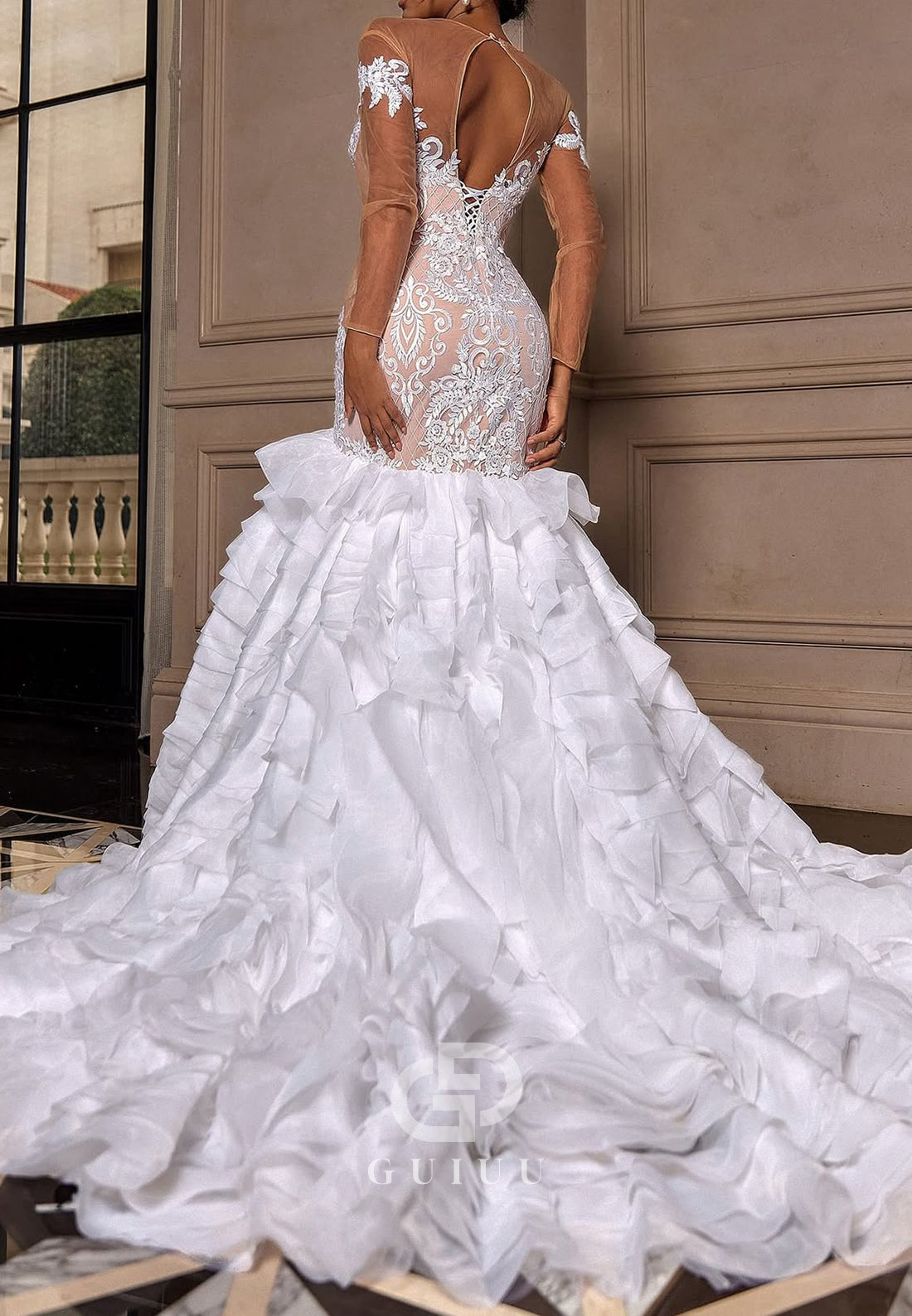 Long Sleeves Scoop Appliques Mermaid Wedding Dress