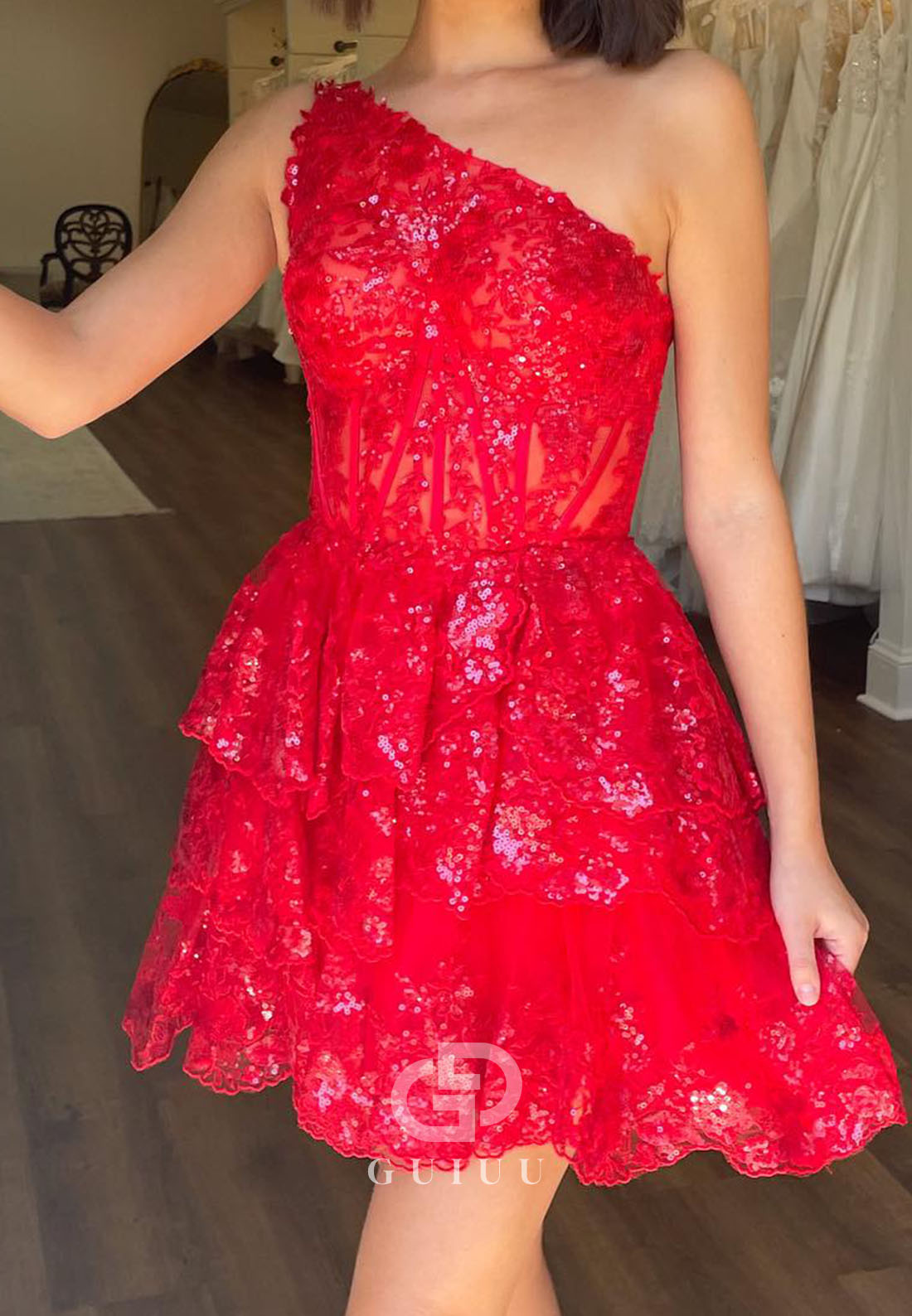 GH989 - A-Line One Shoulder Back Zipper Tulle Appliques Tiered Short Homecoming Dress