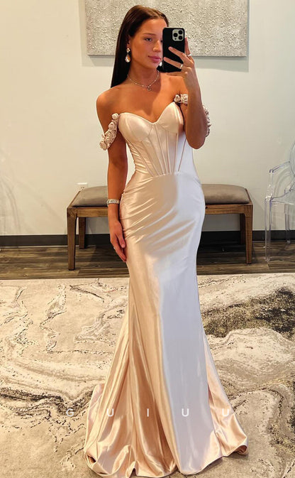 G3926 - Elegant Mermaid Strapless Off Shoulder Back Zipper Stain Pleated Long Prom Dress with Train