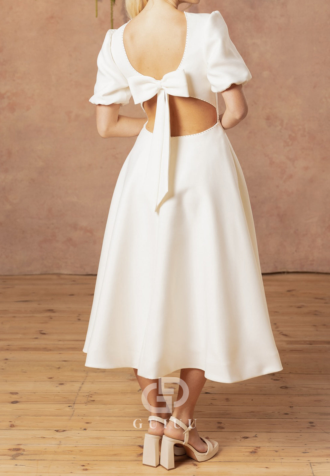 Elegant Short Sleeves Scoop Bowknot Wedding Dress