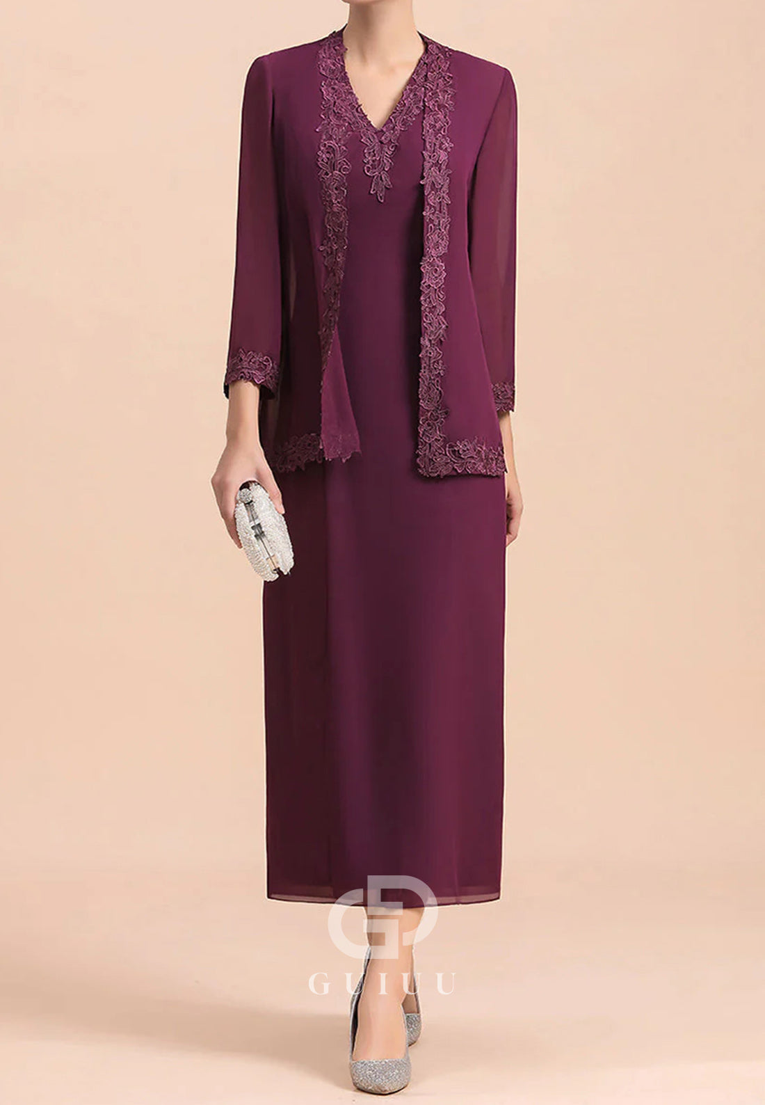 Mulberry Long Sleeves V-Neck Appliques Chiffon Mother of the Bride Dress