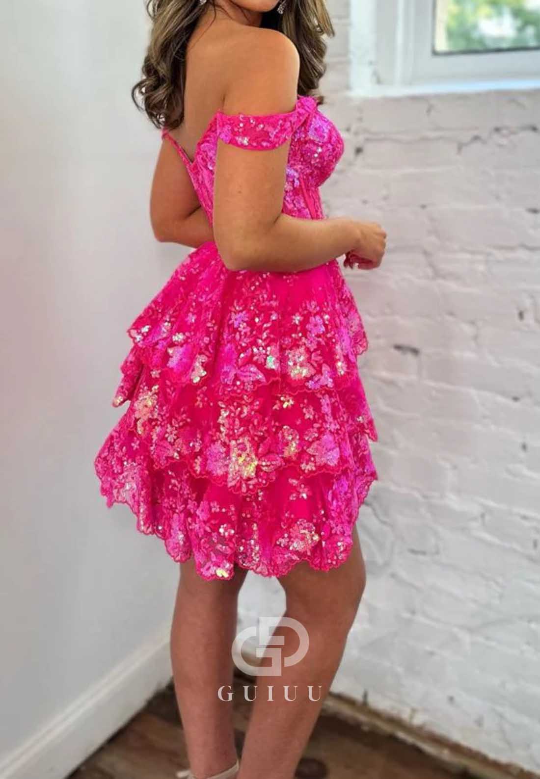 Charming Sleeveless Sweetheart Corset Homecoming Dress