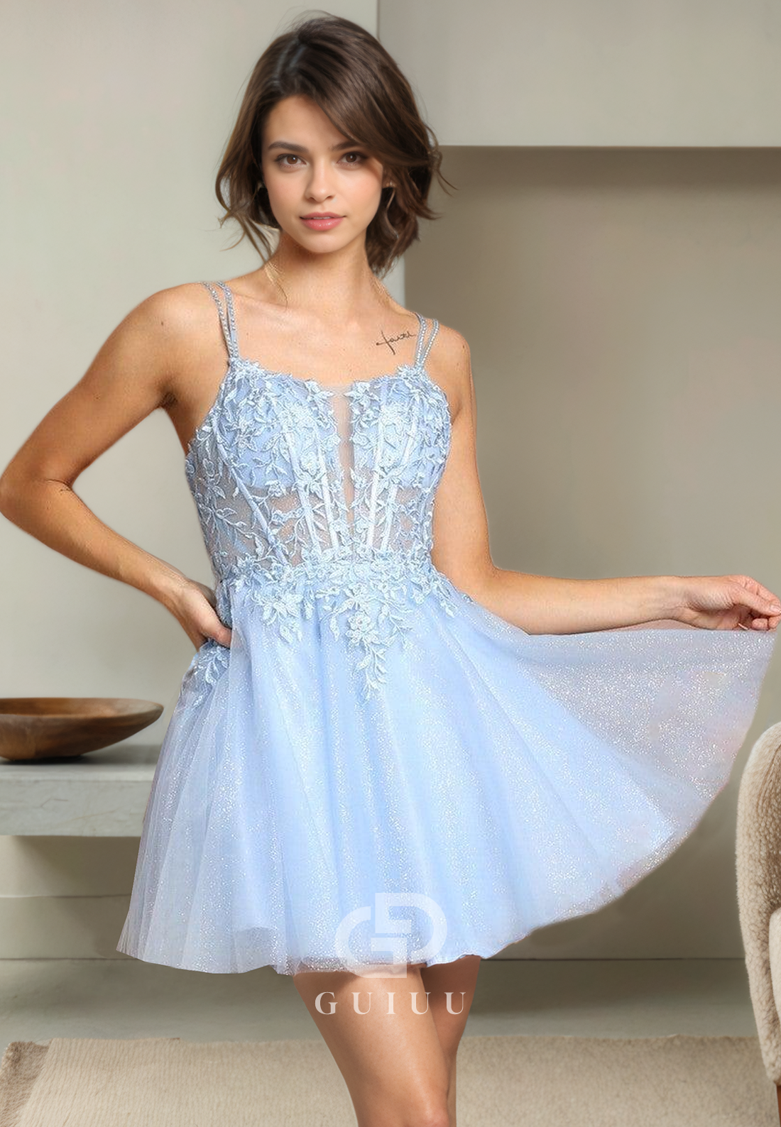 A-Line Strapless Straps Sleeveless Appliques Tulle Lace Up Homecoming Dress