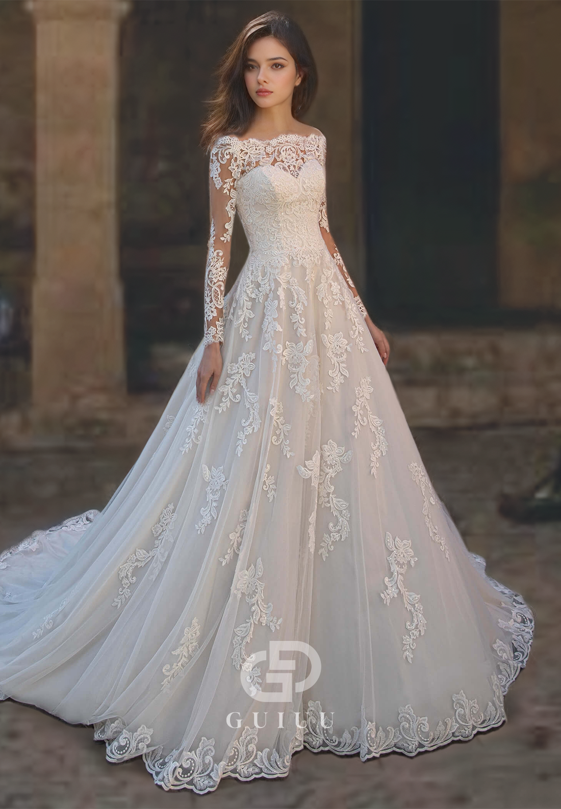 Gorgeous A-Line Sweetheart Wedding Dress with Long Sleeves and Lace Appliques