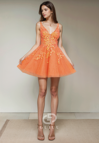 A-Line V Neck Straps Tulle Appliques Back Zipper Short Homecoming Dress