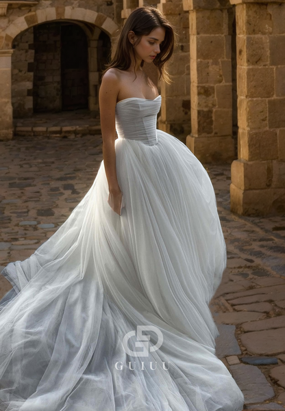 A-Line Strapless Sleeveless Pleated Tulle Beach Wedding Dress