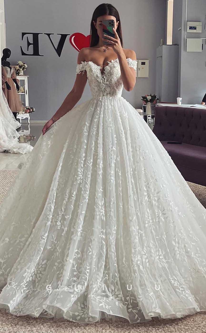 GW817 -  Chic & Modern A-Line Off-Shoulder Appliques Wedding Dress with Floor Train