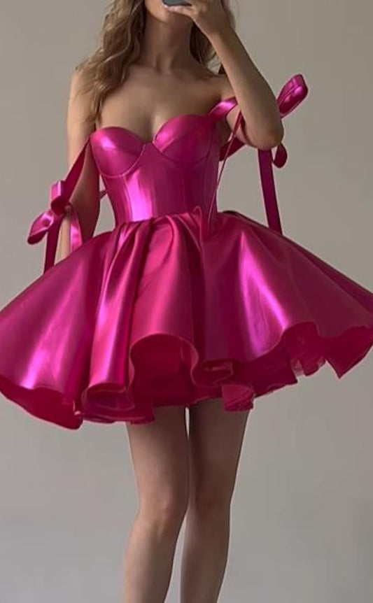 GH483 - Ball Gown Sweetheart Cute Homecoming Dress Short Graduation Dress
