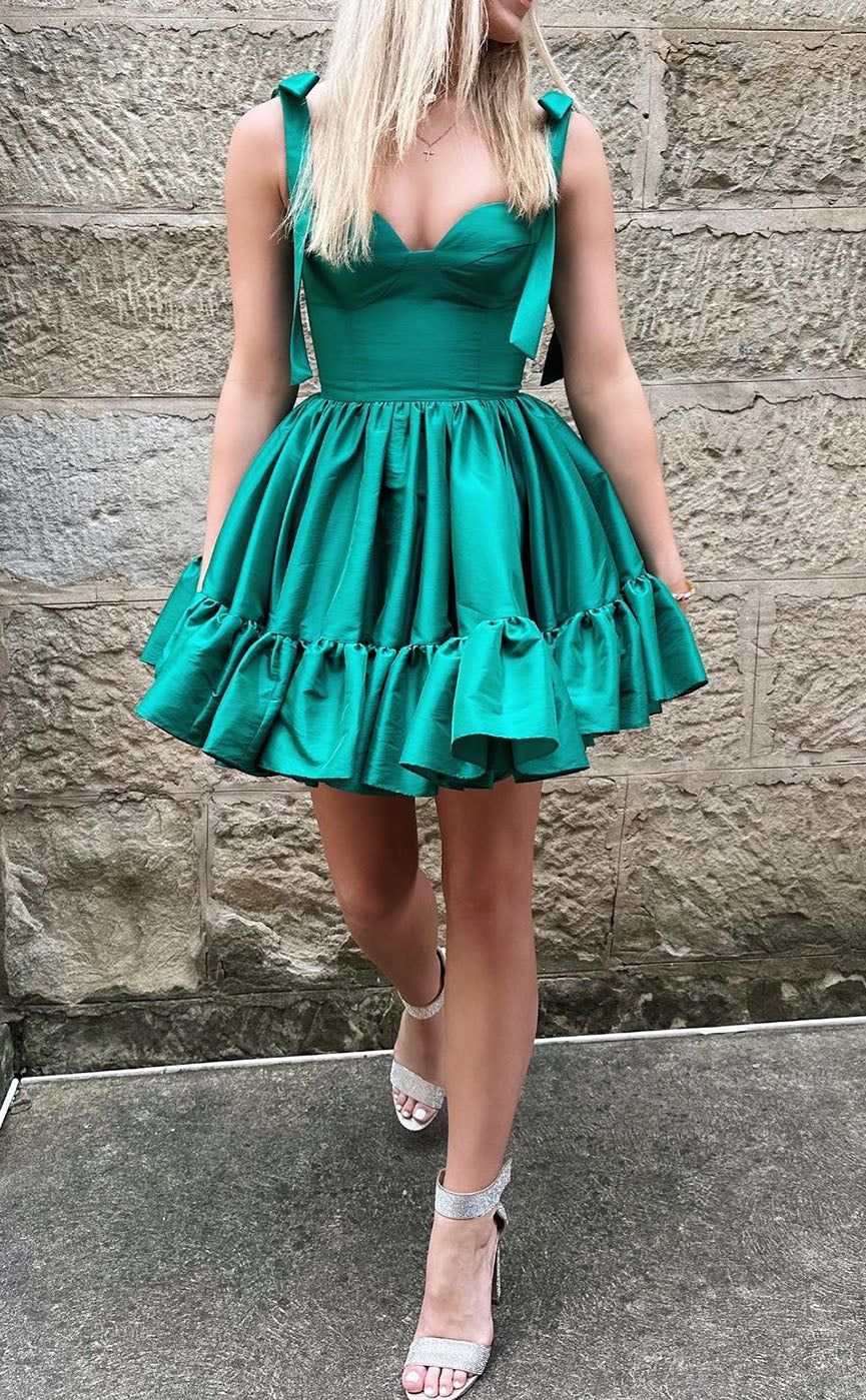 GH469 -  A Line Sweetheart Green Cute Homecoming Dress Short Graduation Dress