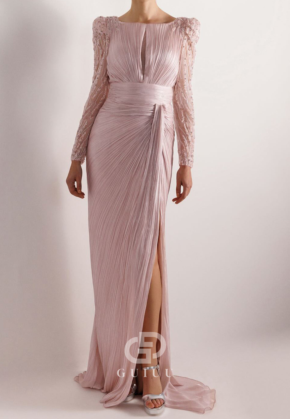 Charming A-Line Long Sleeves Scoop Appliques Evening Dress